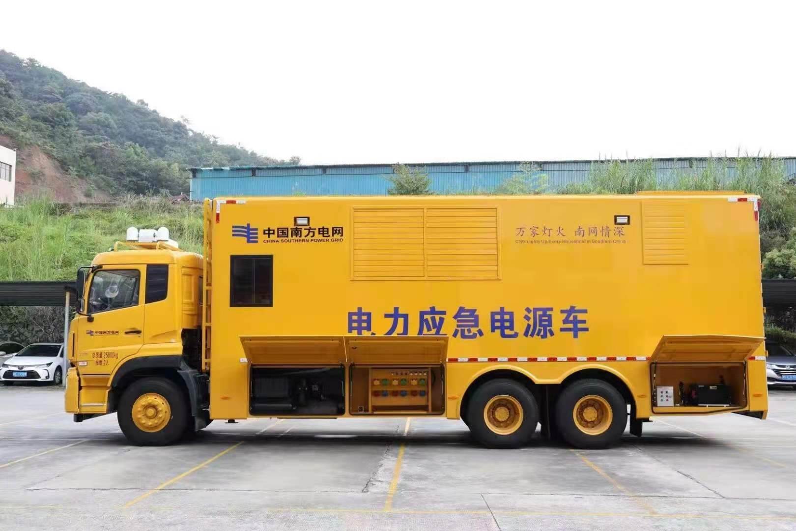 新晃安康大型柴油发电机发电车UPS电源出租租赁